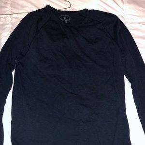 American eagle long-sleeve T-shirt! (Like new)